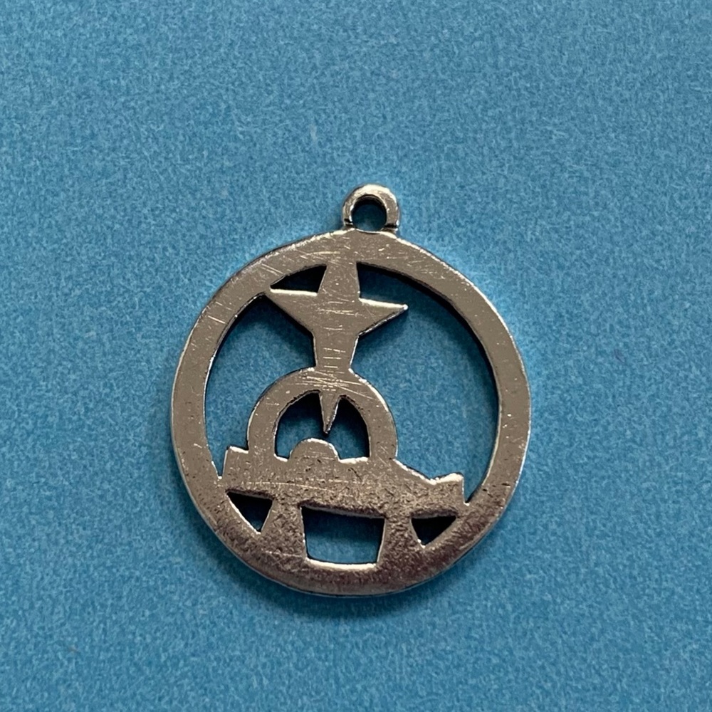 James Avery retired nativity charm